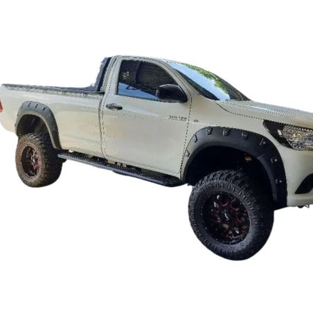 Расширители арок фендеры - Toyota Hilux 2016-2020 пластиковые Telawei фото Расширители арок фендеры - Toyota Hilux 2016-2020 пластиковые Telawei фото