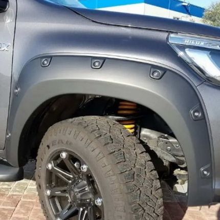 Расширители арок фендеры - Toyota Hilux 2021 пластиковые Telawei фото
