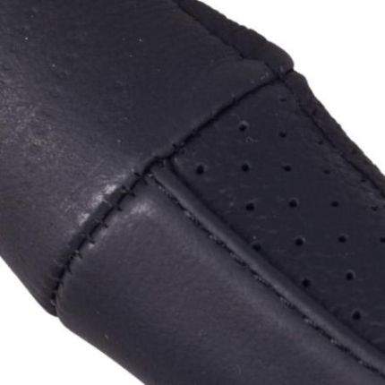 Чехол руля 605 M черн/БО/перф/кожа фото