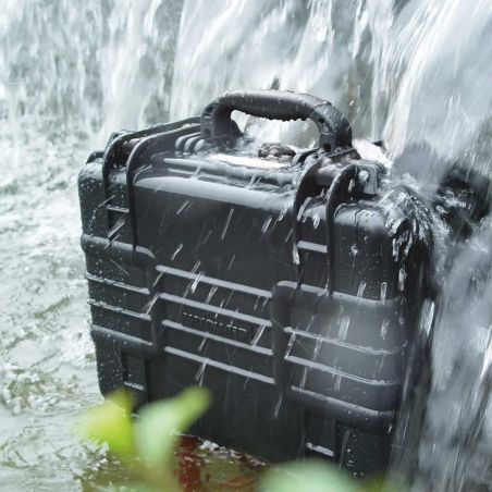 Кейс пластиковий протиударний на колесах для обладнання (50 л) Vanguard Supreme 53D фото