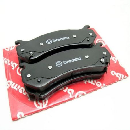 Задние тормозные колодки BREMBO GT LC200/LX570 207.4865.80 фото