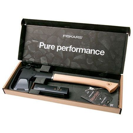 Подарочный набор Fiskars Norden splitting axe N12 + точилка SET (1052277) фото Подарочный набор Fiskars Norden splitting axe N12 + точилка SET (1052277) фото