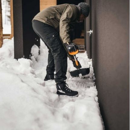 Пластикова лопата для снігу - Fiskars X-серія 1057177 фото