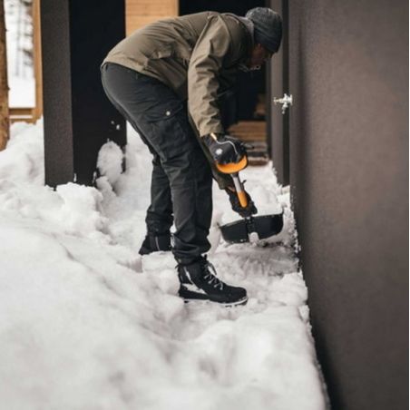 Пластикова лопата для снігу - Fiskars X-серія 1057177 фото