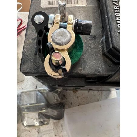 Быстросъемные клеммы для АКБ фото