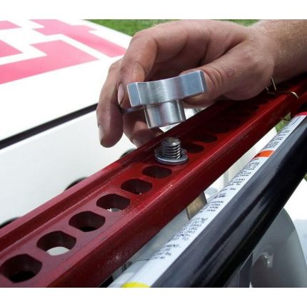 Крепление для реечного домкрата к трубе бампера Hi-Lift TM-700 фото