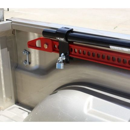 Крепление для реечного домкрата в кузов пикапа Hi-Lift LR-200 фото