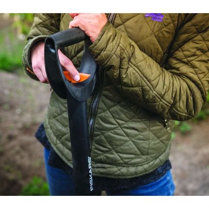 Лопата штыковая телескопическая Fiskars SmartFit 131300 фото